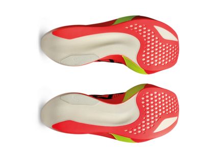 Asics Metaspeed Sky Paris von unten.