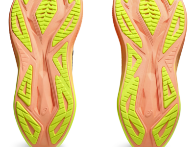 Die Sohle des Asics Superblast 2