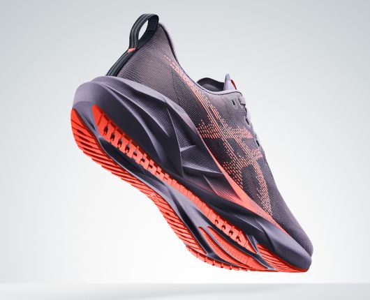 asicsnovablast5