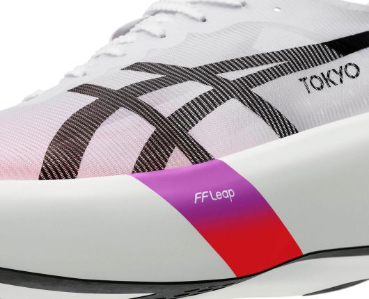 Im Test: Asics Metaspeed Ray