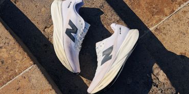 Noch schneller: Der New Balance Fuel Cell SuperComp Elite v5 im Test