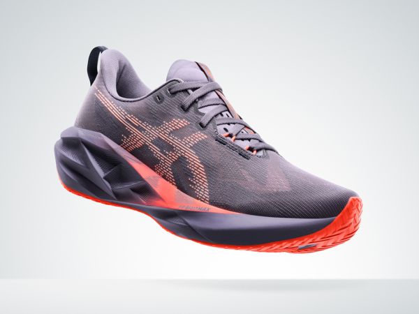 asicsnovablast5