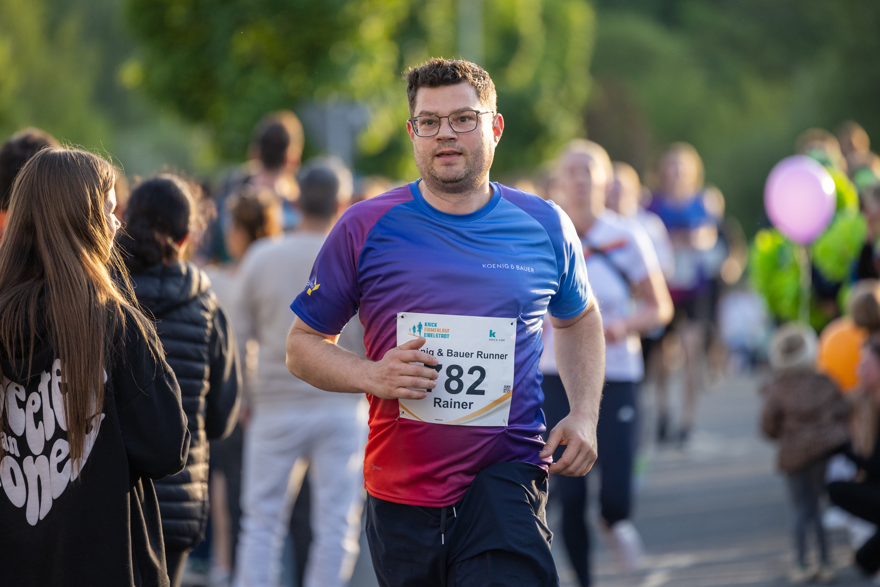 Lauf-Fieber in Eibelstadt: Die schönsten Bilder vom Krick Firmenlauf in Eibelstadt - Laufen.de