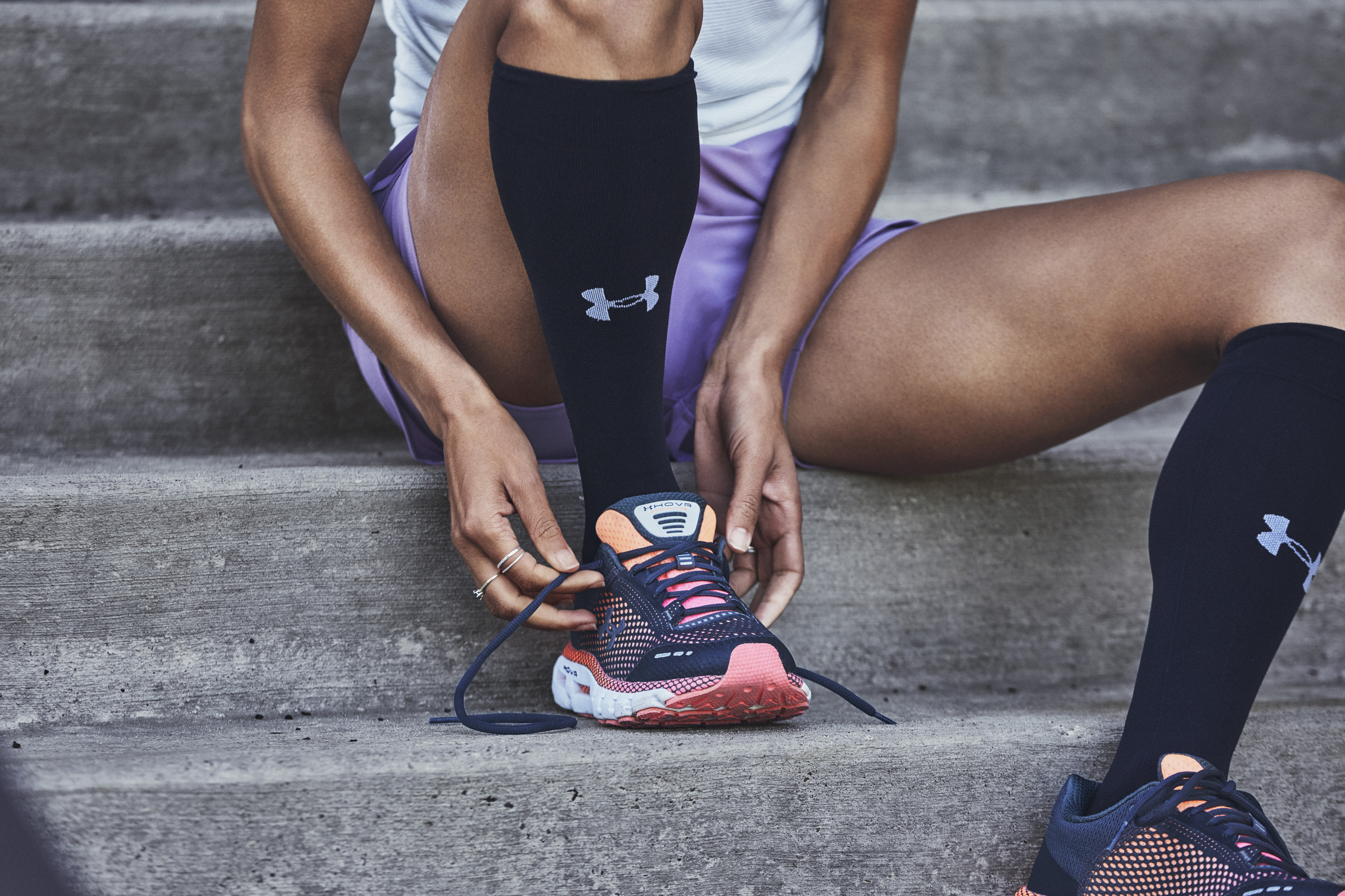 Under armour infinite reflect top