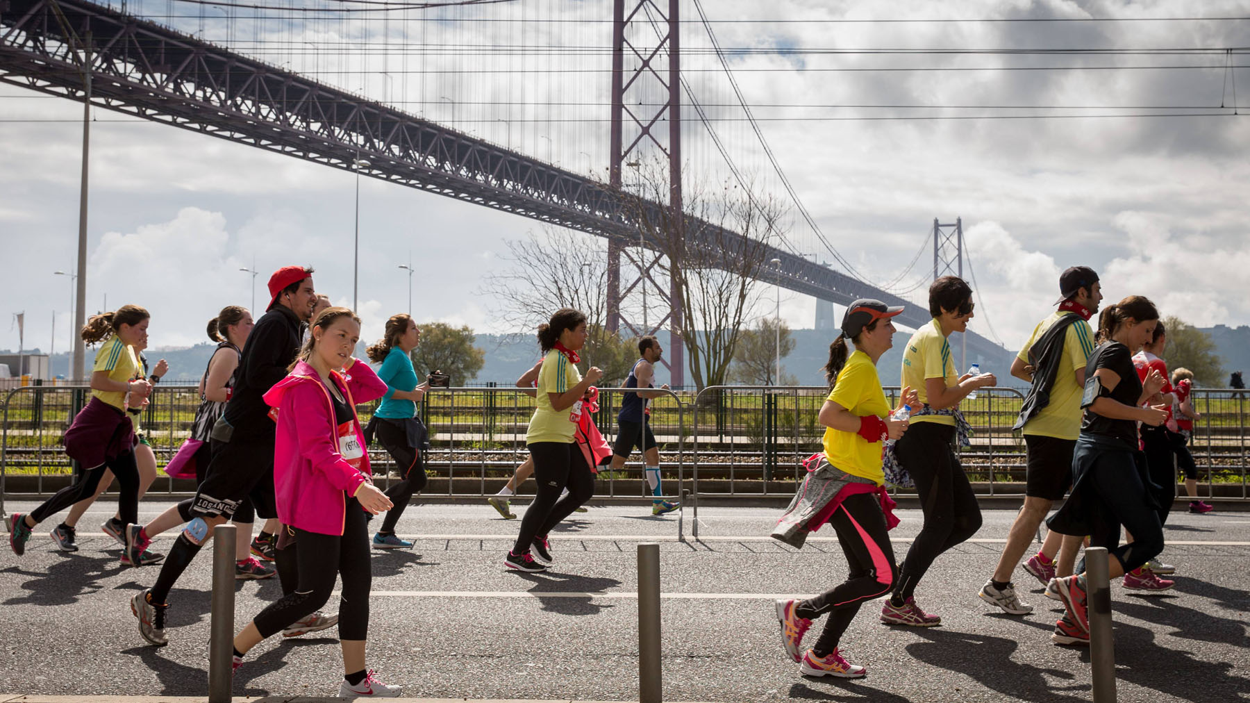 Halbmarathon-Zeiten von unter einer Stunde in Lissabon und Mailand