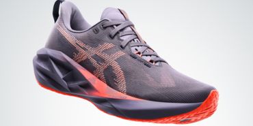 asicsnovablast5